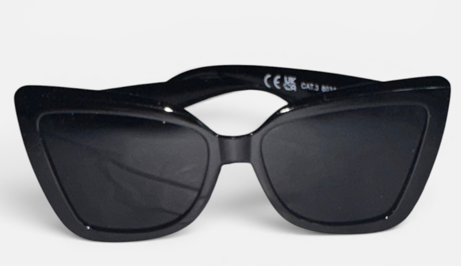 Black Glam Cat-Eye Sunglasses