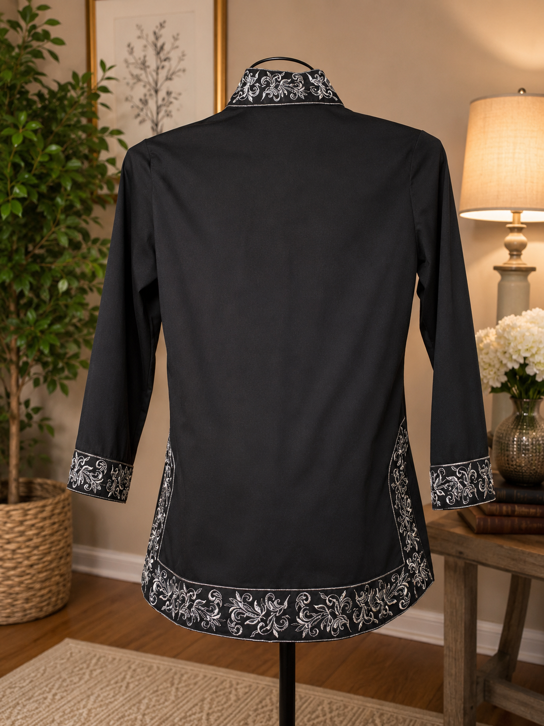 Peck & Peck Weekend Embroidered Tunic Top