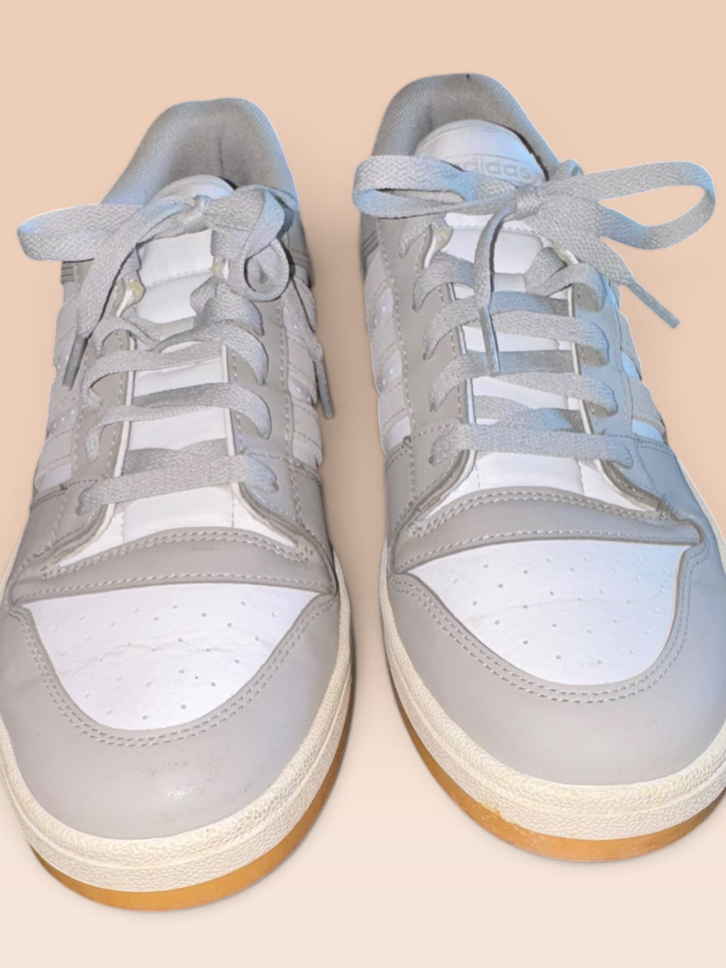 Adidas Turnaround Gray & White Sneakers