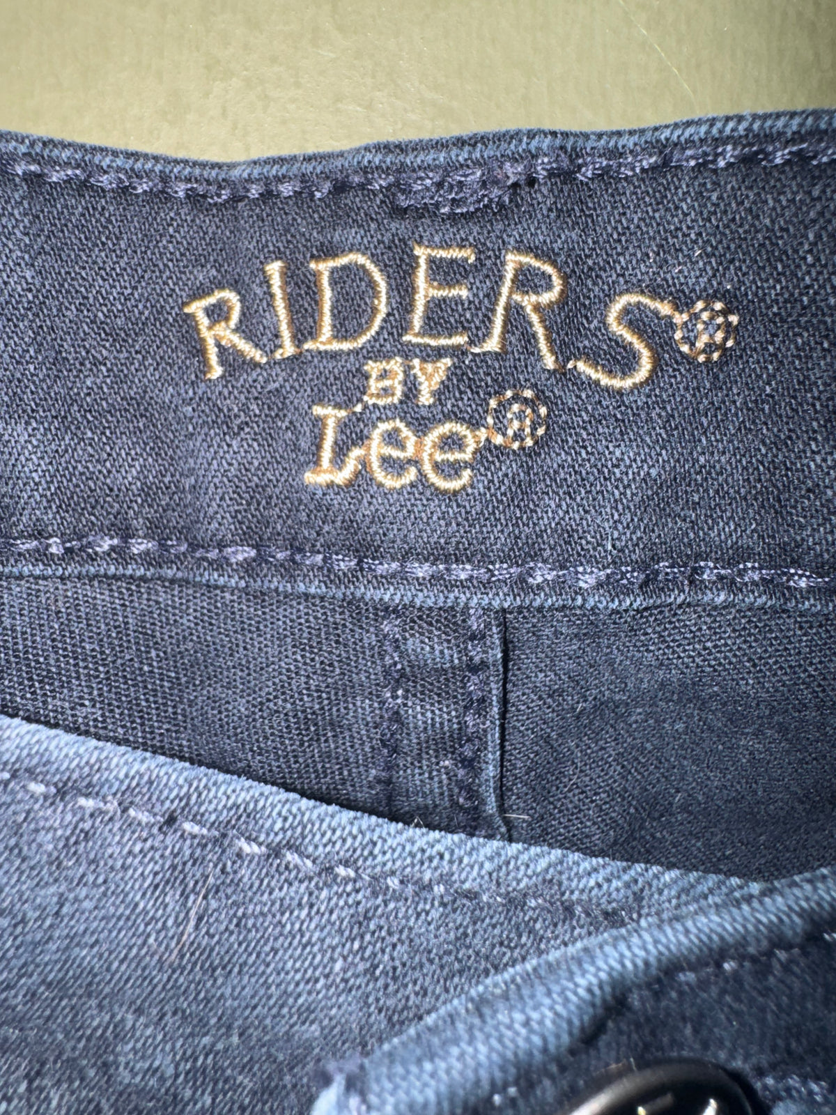 Riders by Lee Dark-Wash Denim Capris