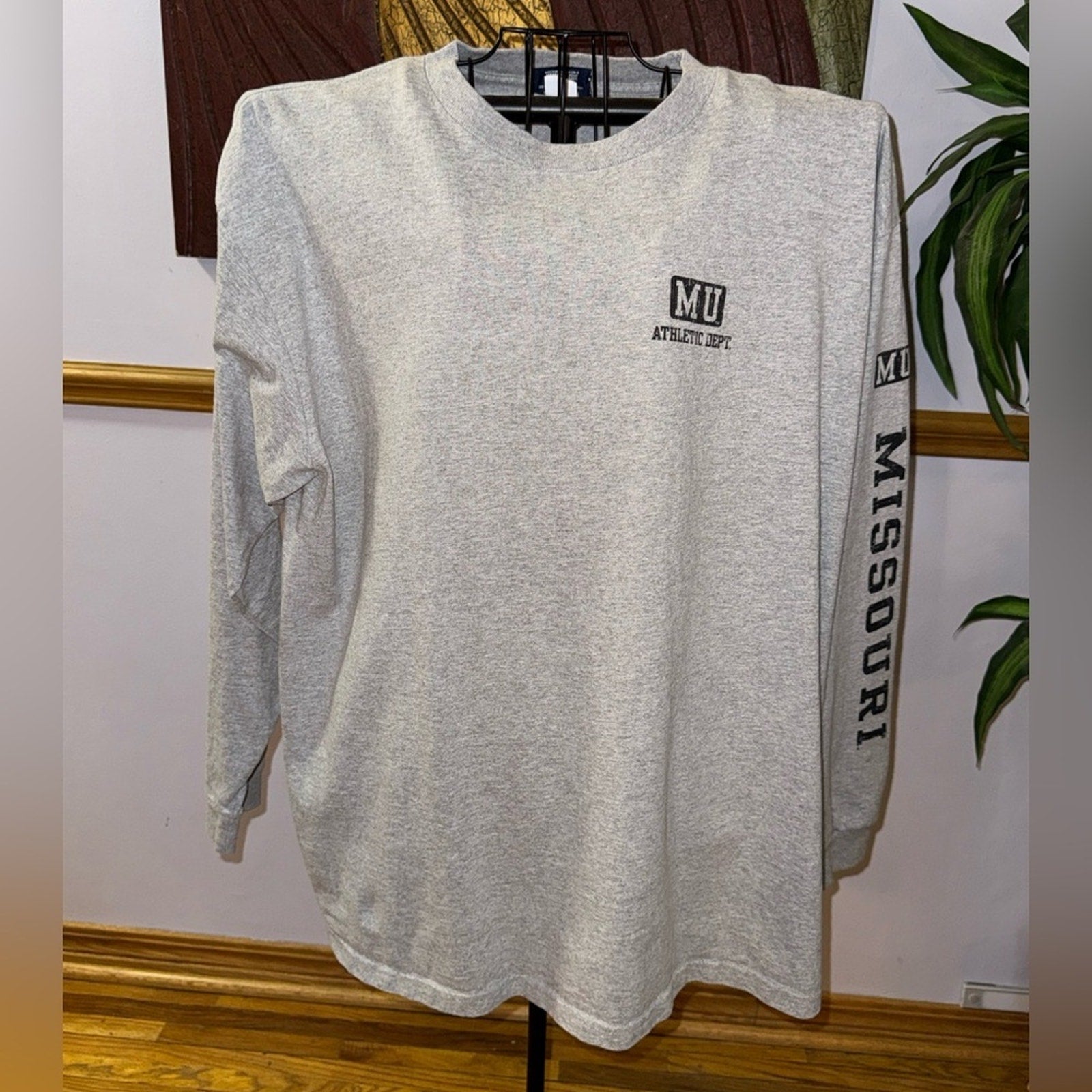 Jansport MU Gray Long Sleeve Tee
