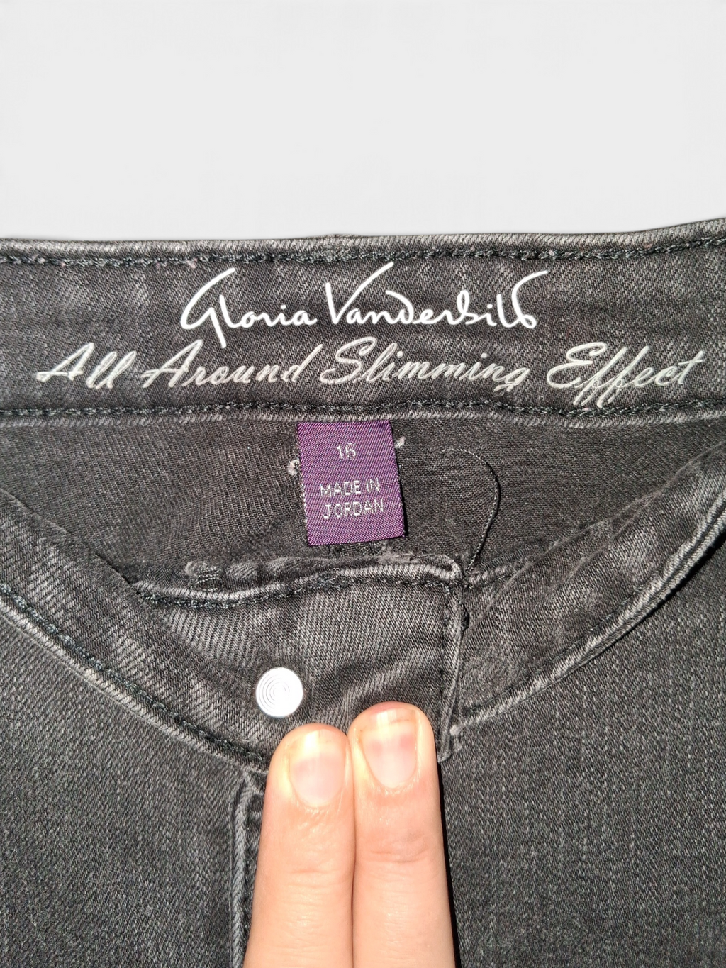 Gloria Vanderbilt All Around Slimming Effect Jeans