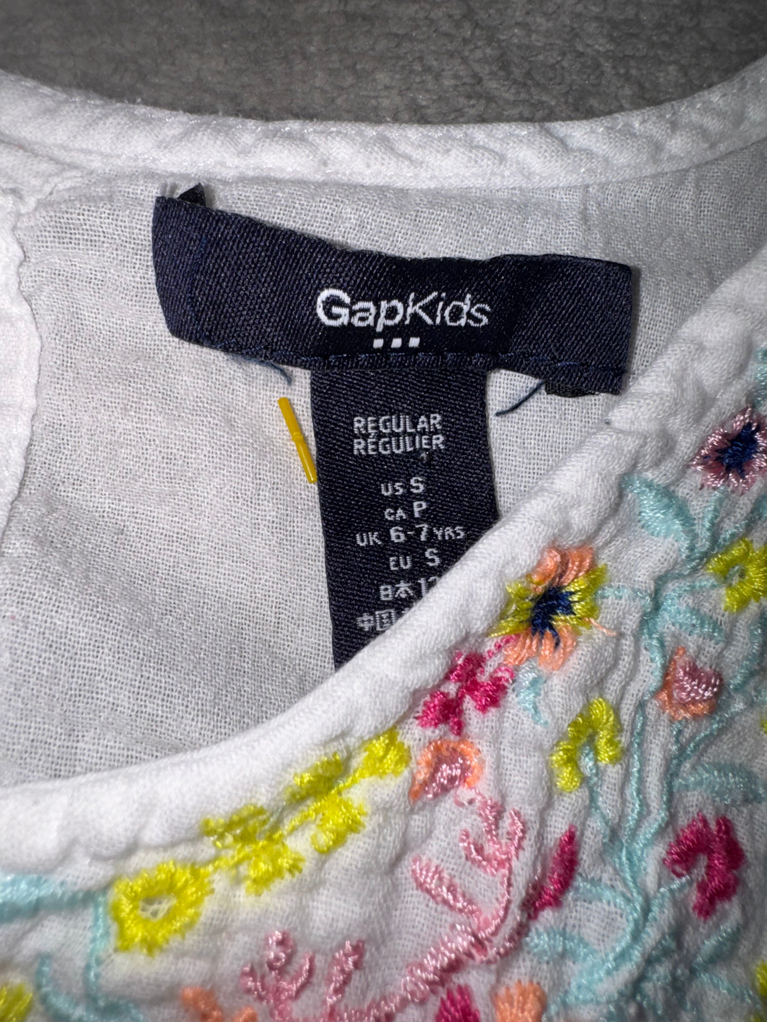 GapKids White Embroidered Floral Sleeveless Top