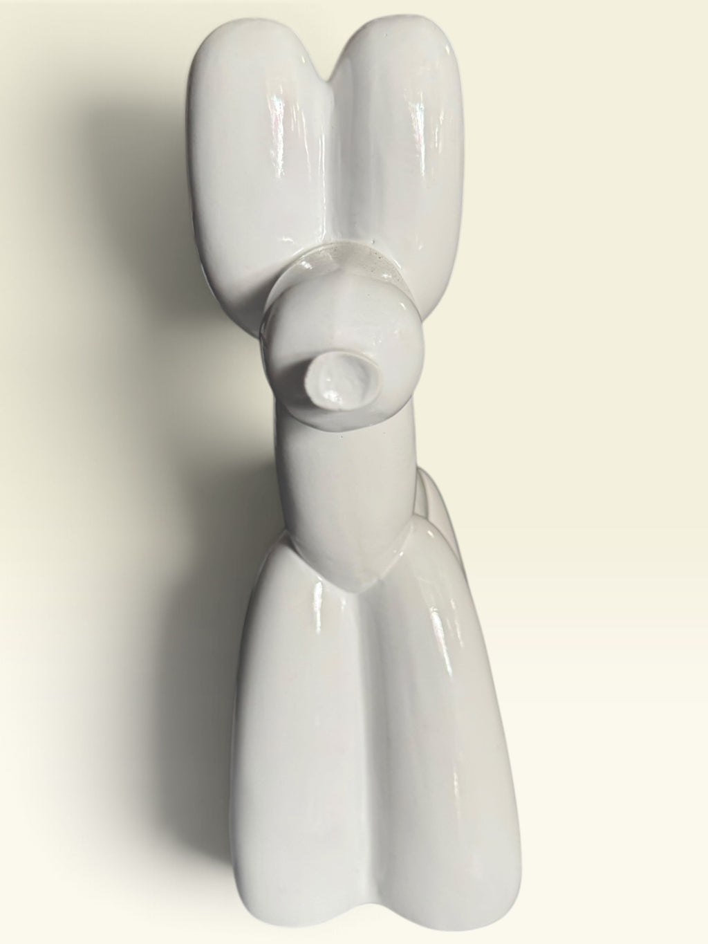Glossy White Balloon Dog Sculpture — Modern Pop-Art Décor