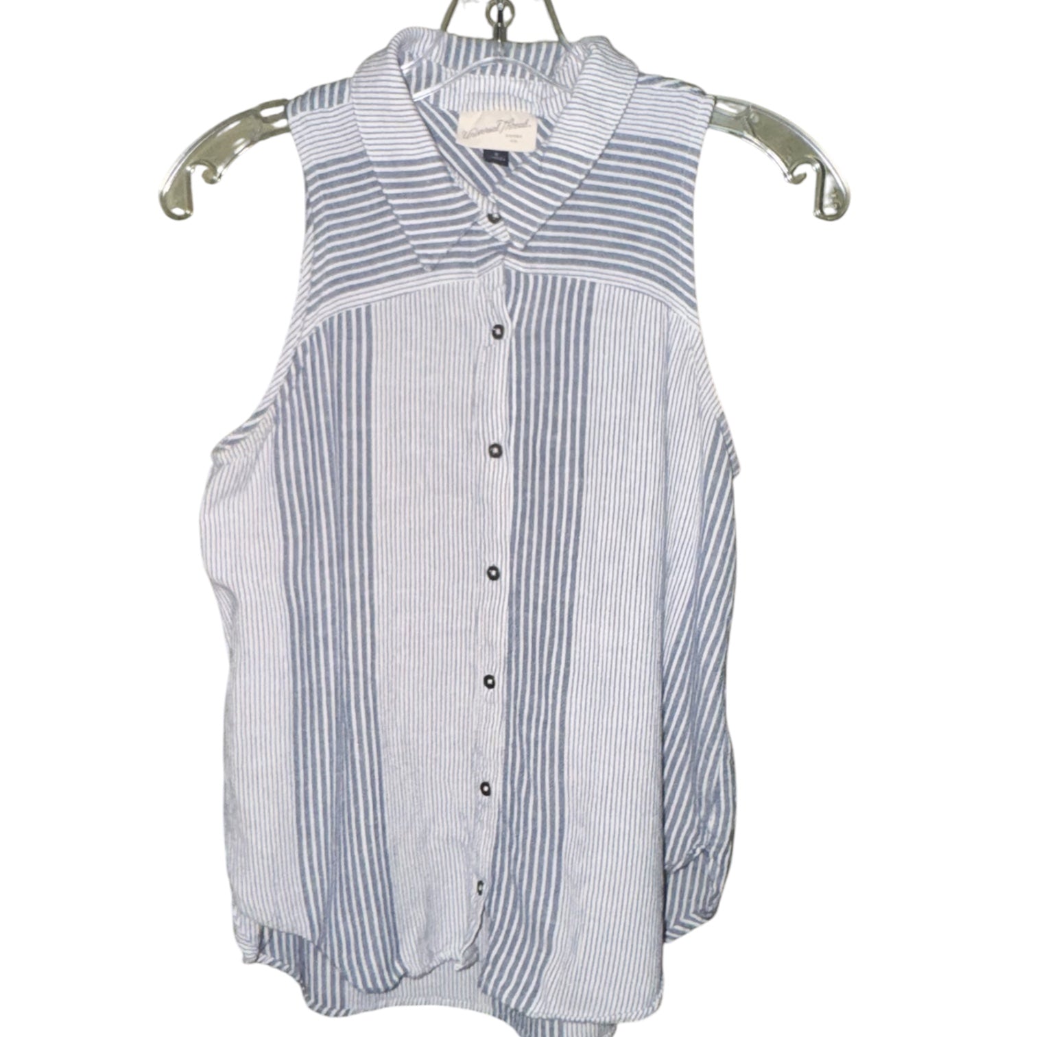 Universal Thread Striped Sleeveless Button-Down