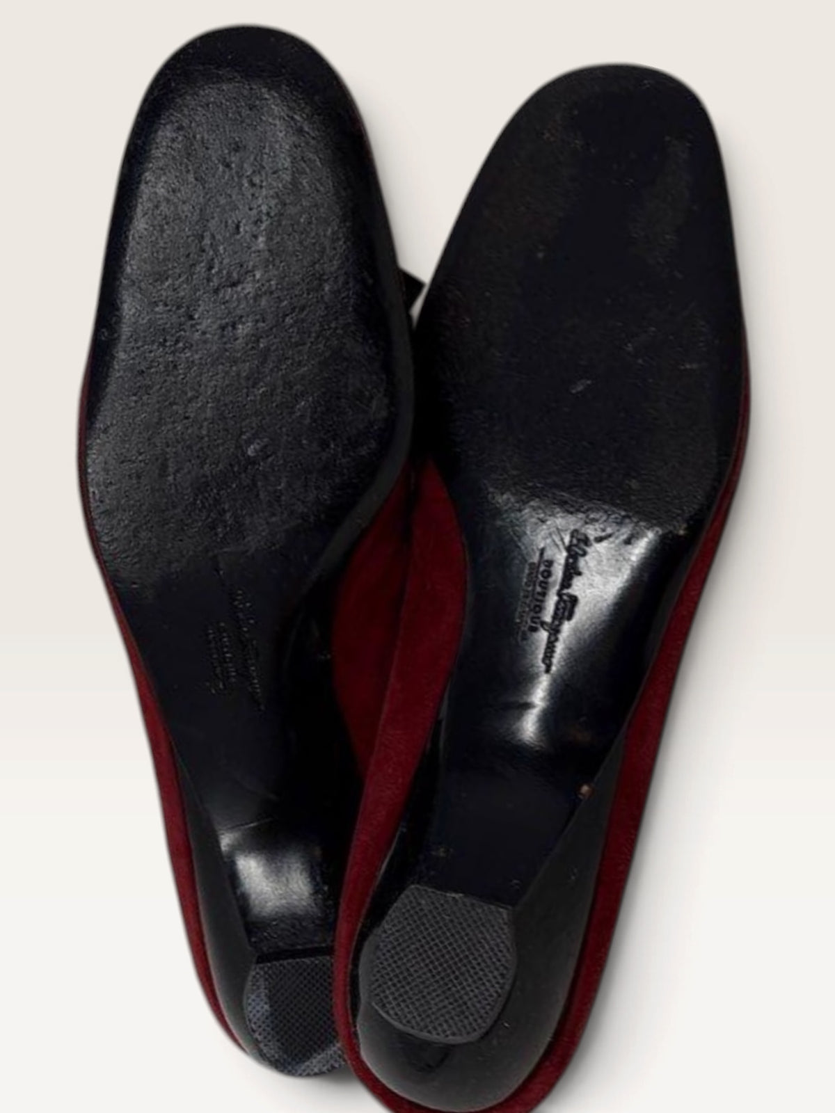 Salvatore Ferragamo Boutique Burgundy Suede Bow Mules