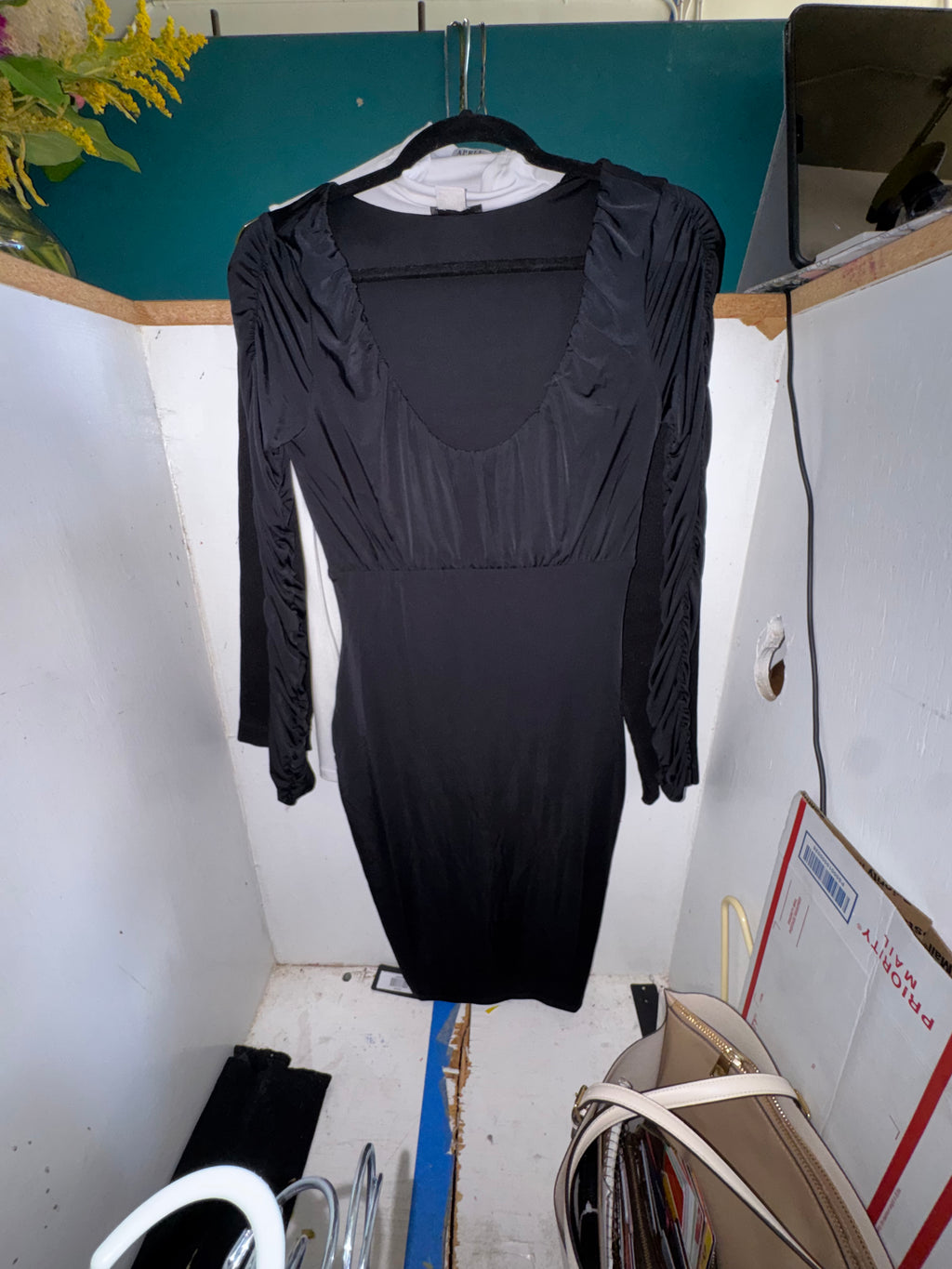 VENUS Ruched Bodycon Dress – Black • Long Sleeve • Deep V