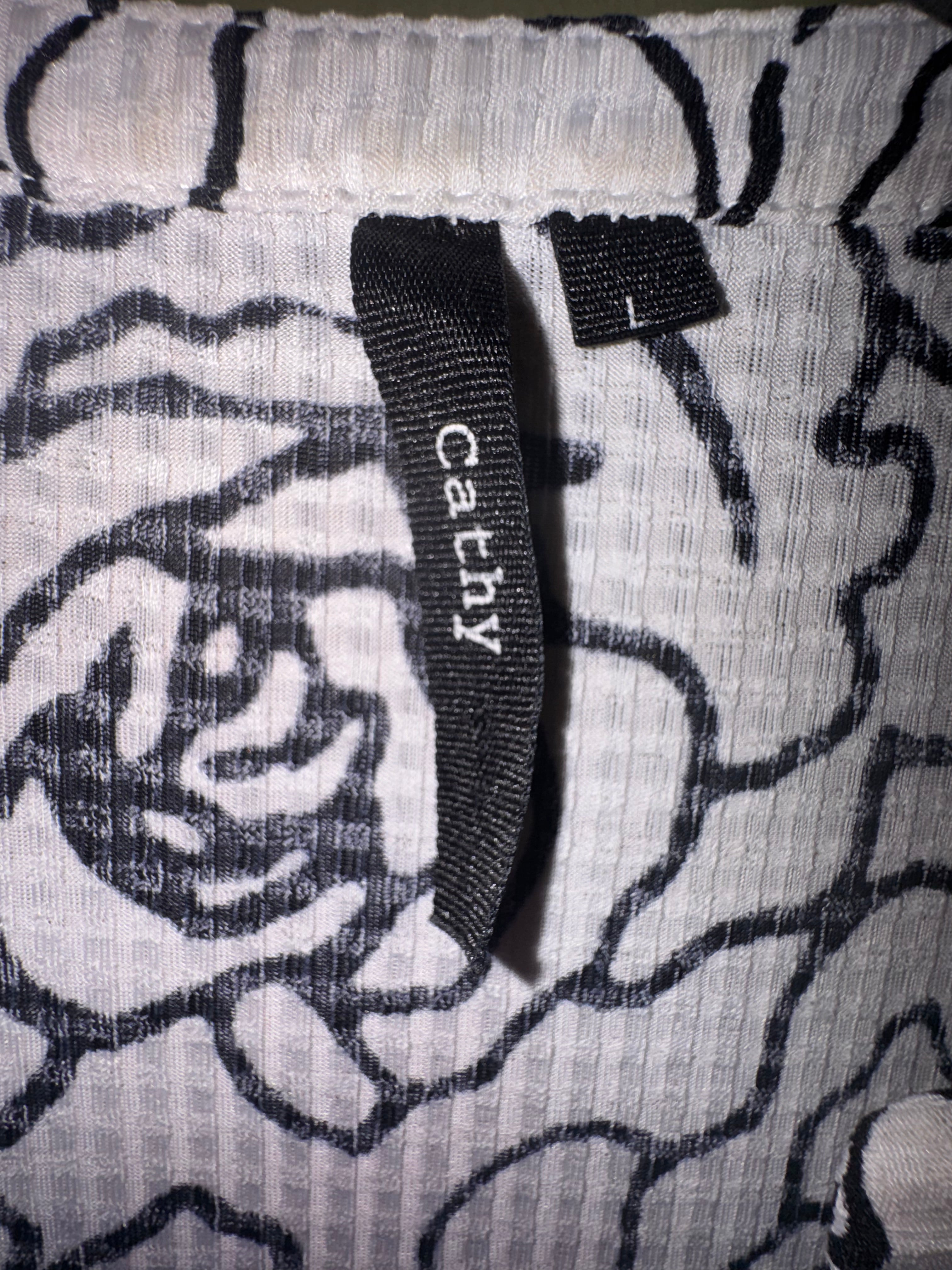 Cathy Floral Print Textured Henley Top