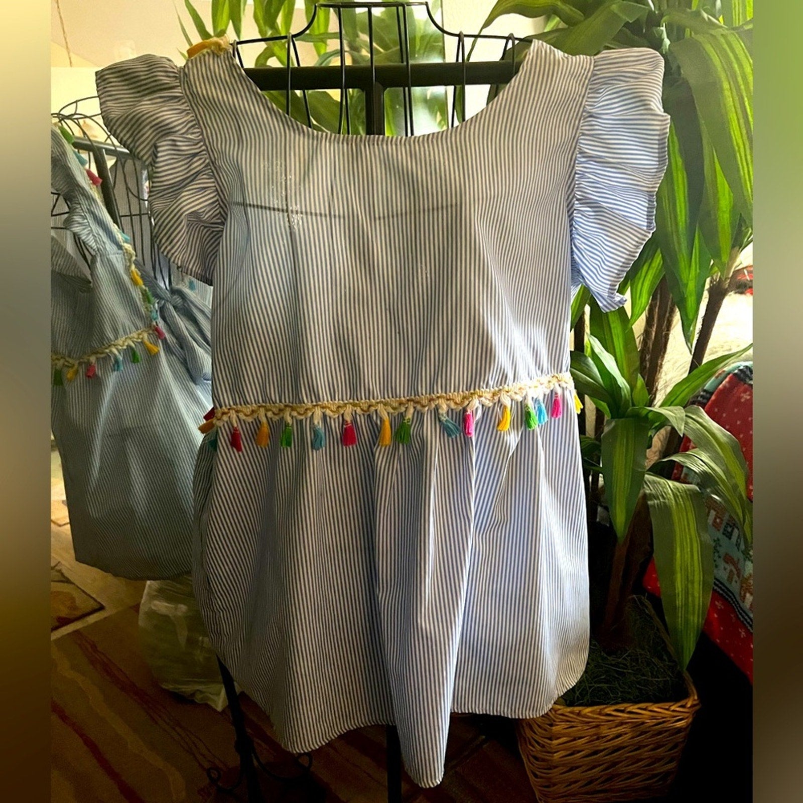Cute spring tie back top