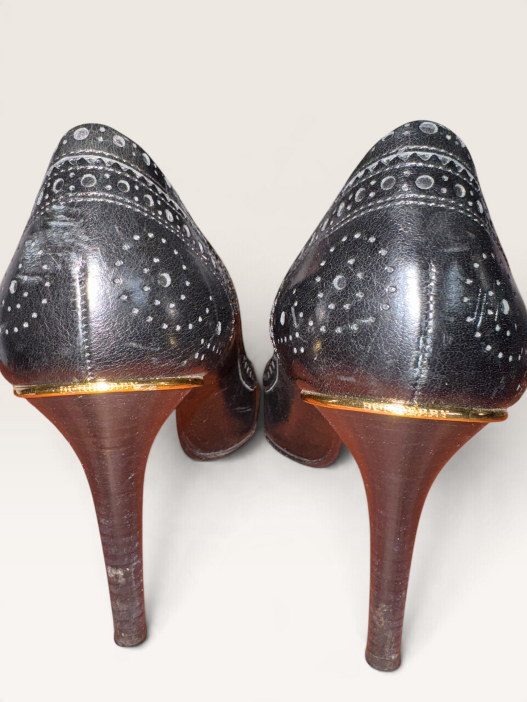 Burberry Made in Italy Black Leather Brogue Stiletto Pumps