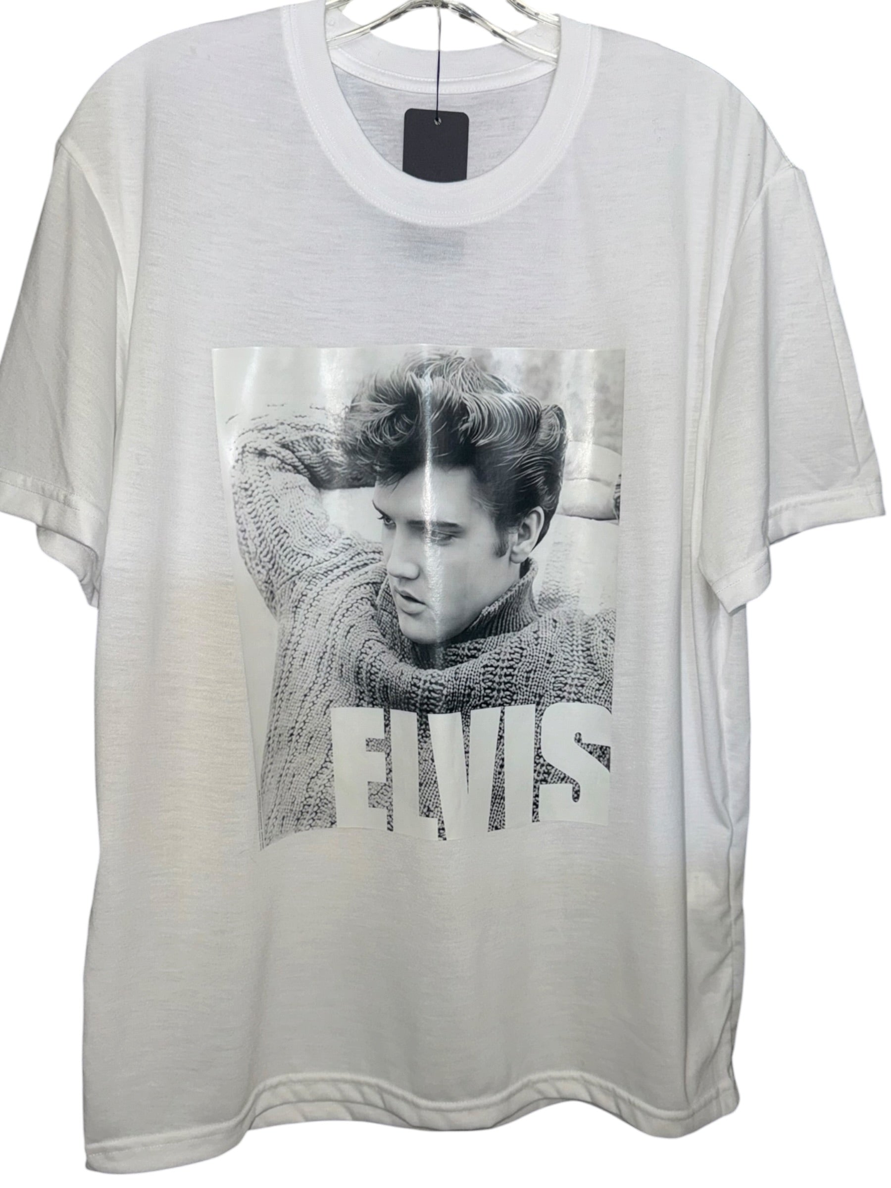Elvis Presley Black-and-White Portrait Graphic T-Shirtn