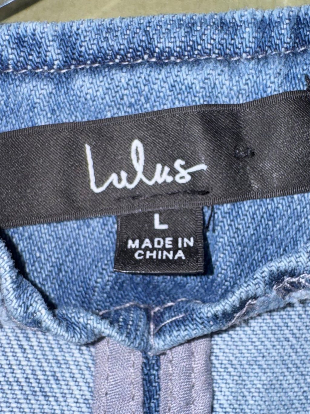 Lulus Light-Wash Denim Button-Front Vest
