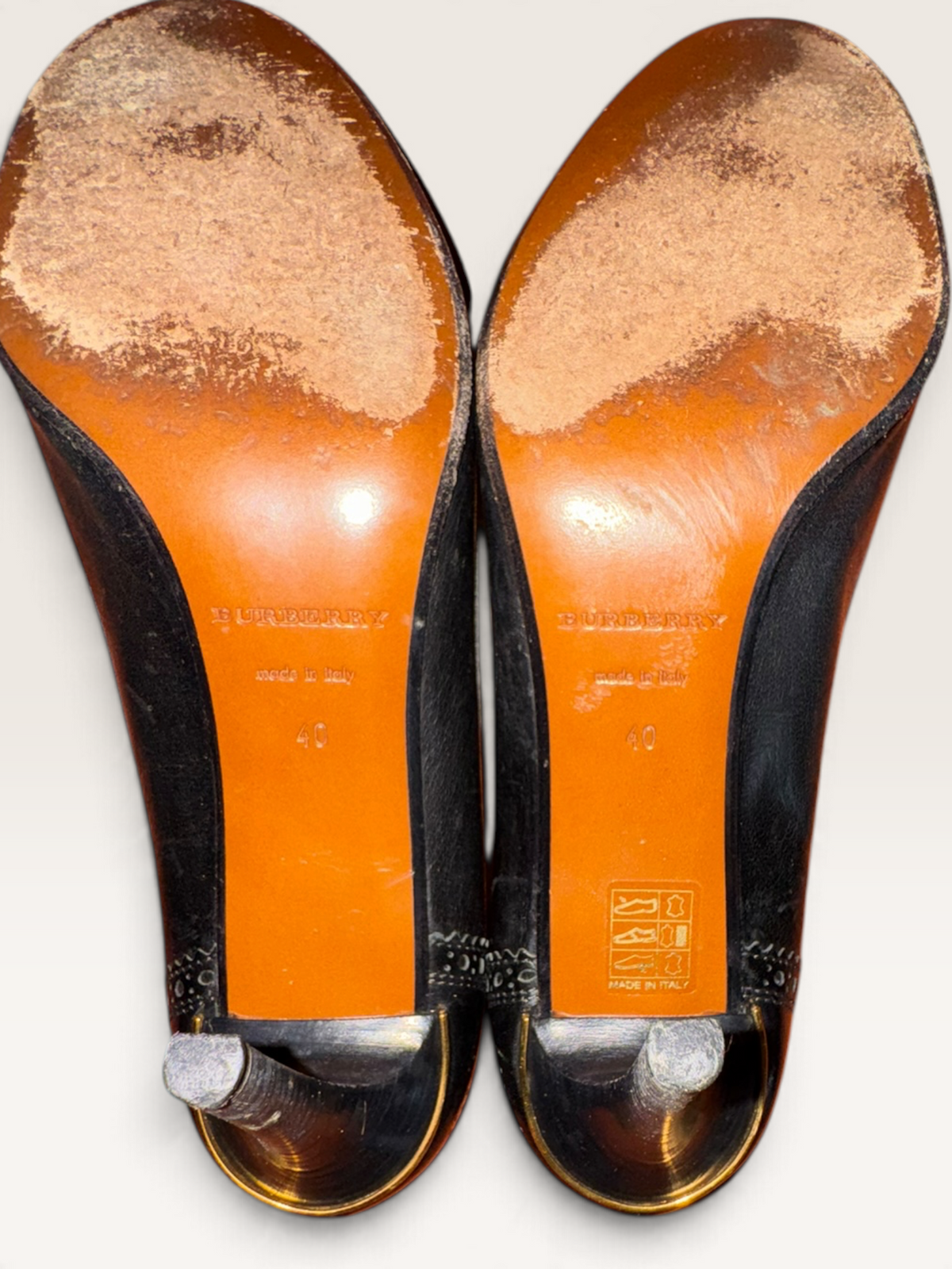 Burberry Made in Italy Black Leather Brogue Stiletto Pumps