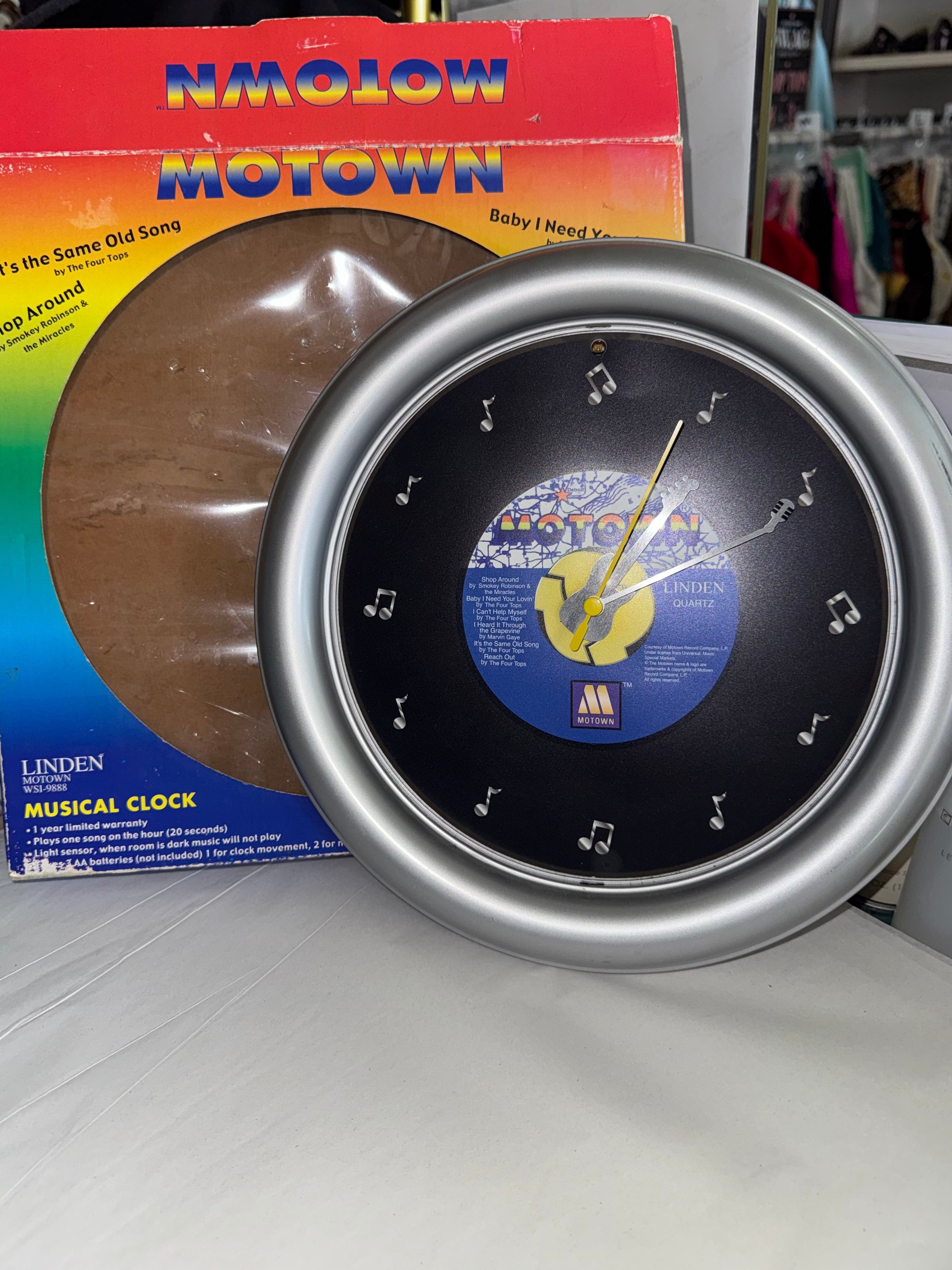 Vintage Motown Linden Musical Wall Clock WSI-9888 | Working + Original Box