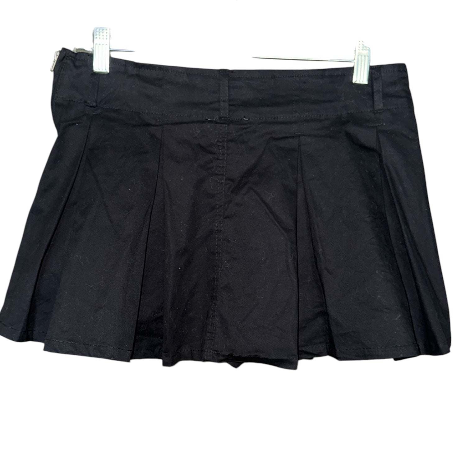 Faded Rose Black Pleated Skort