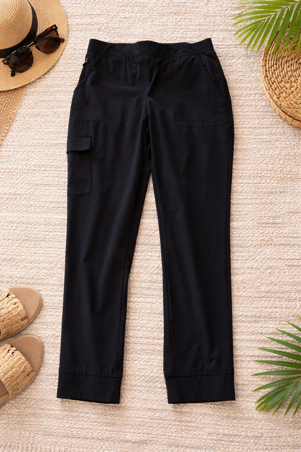 Black Athleisure Set – Zip Hoodie & Cargo Jogger Pants – S/M – Effortless Street Style