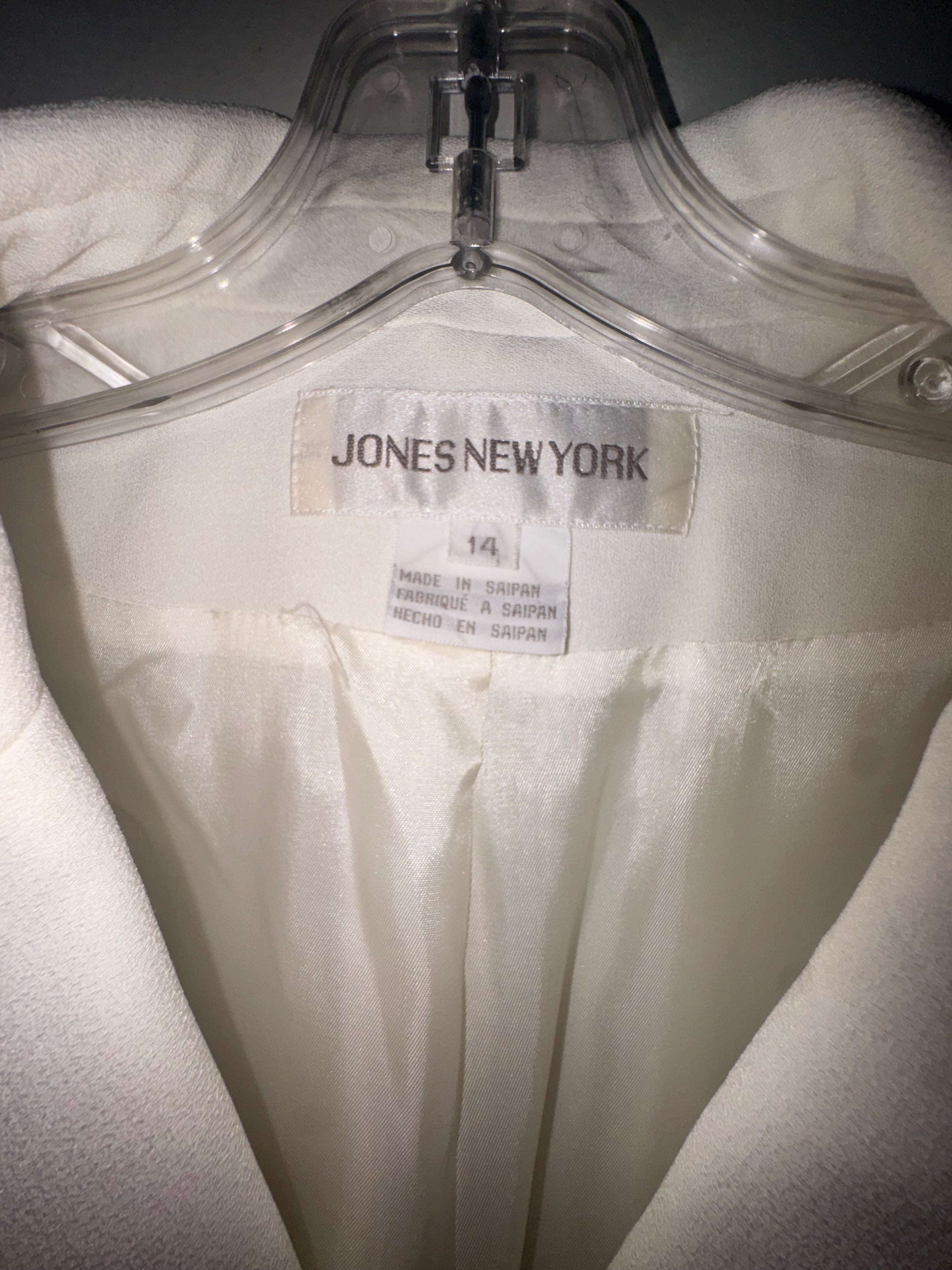 Jones New York Vintage White Blazer Jacket