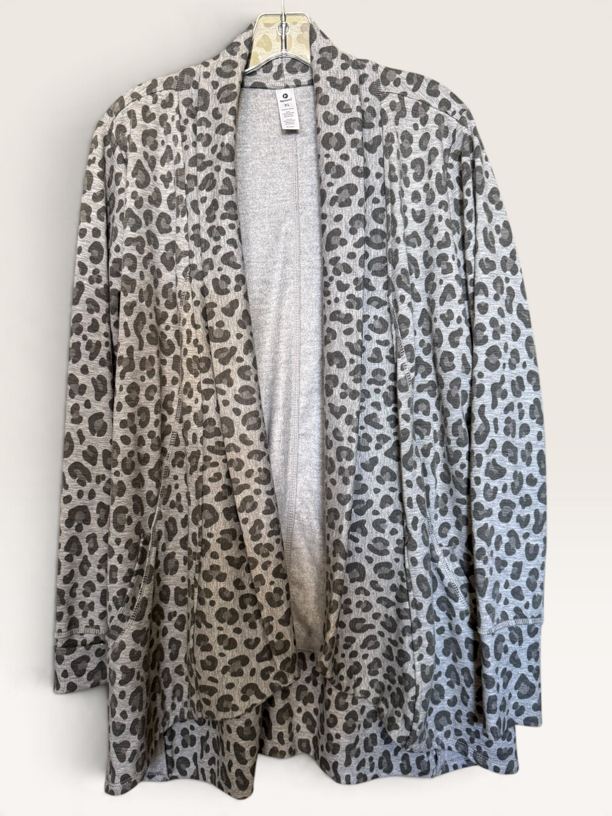 90 Degree by Reflex Gray Leopard Open-Front Cardigan