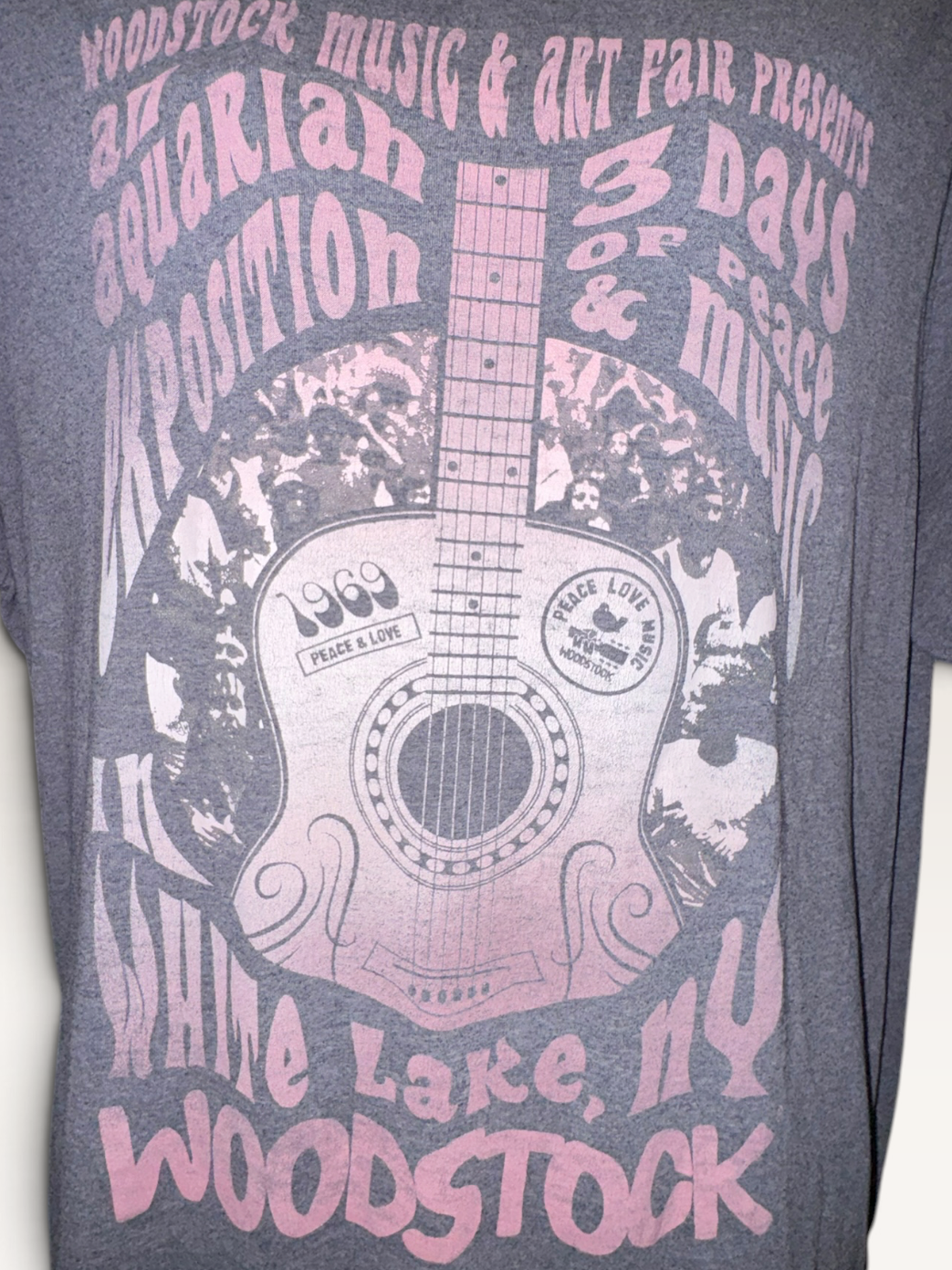 Woodstock 1969 Music & Art Fair Graphic T-Shirt