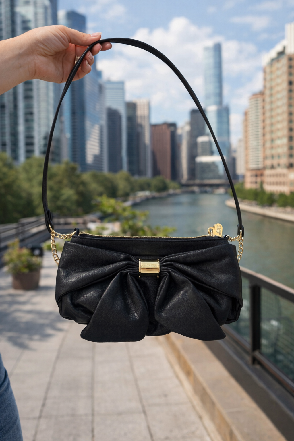 Betsey Johnson Black Bow Shoulder Bag – Gold Hardware Statement Purse