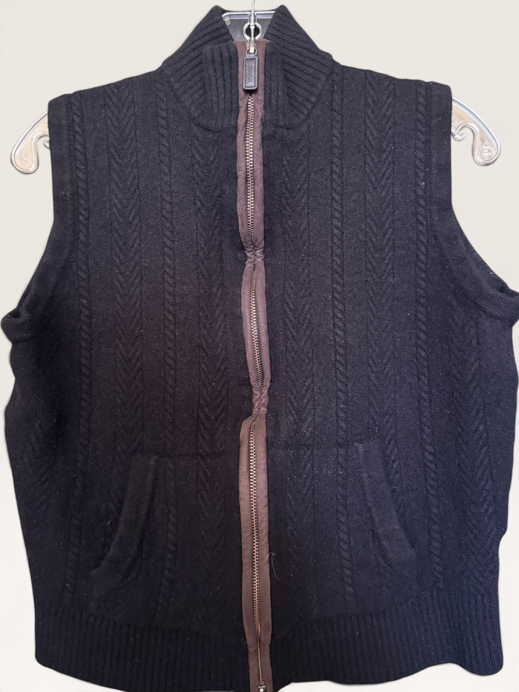 Cremieux Collection Black Cable-Knit Zip Vest