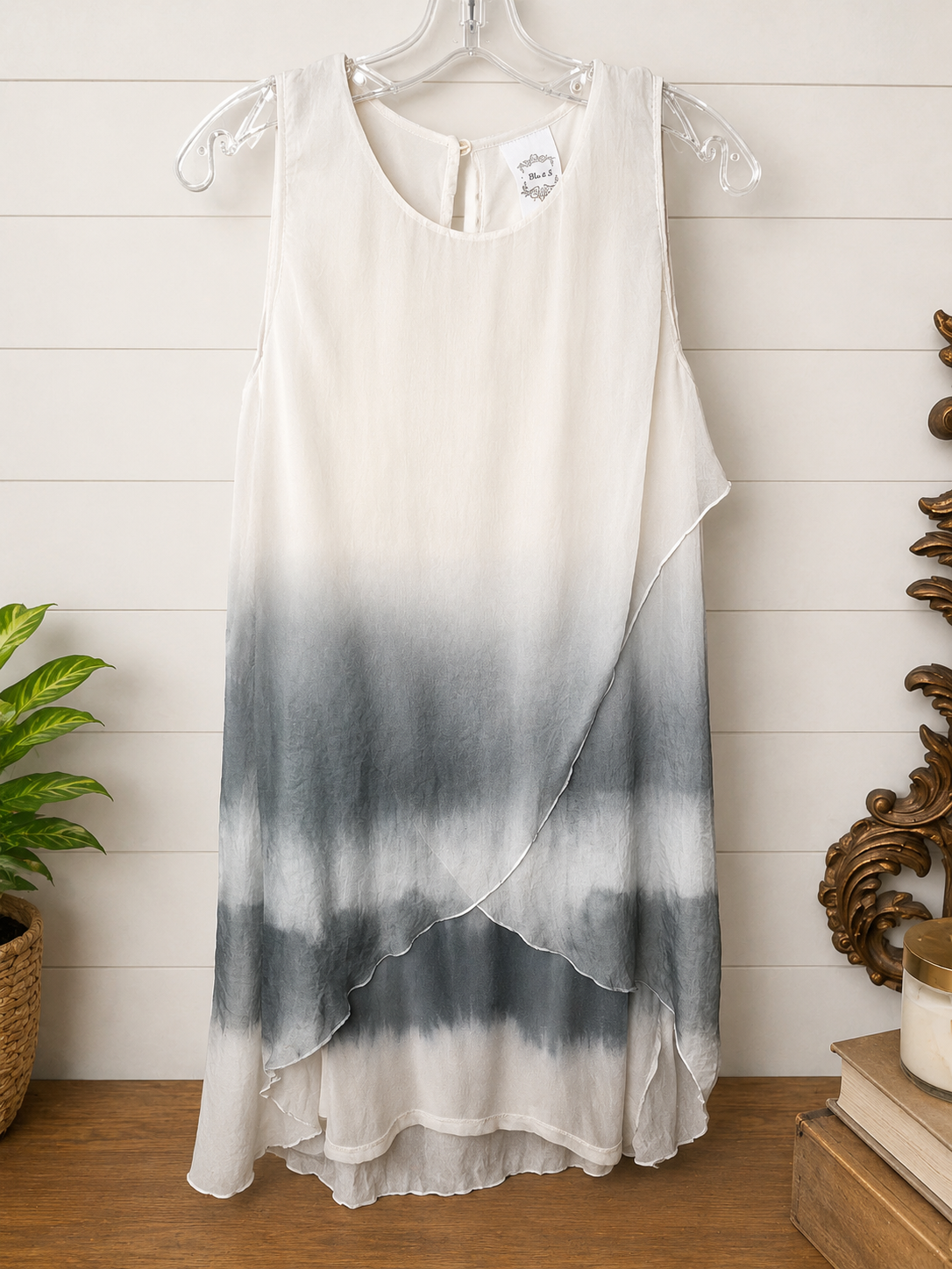 Fleur de Lis Sheer Overlay Tunic