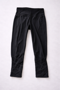 Athleta Black Cropped Leggings – Wrap Detail Performance Activewear (Size M)