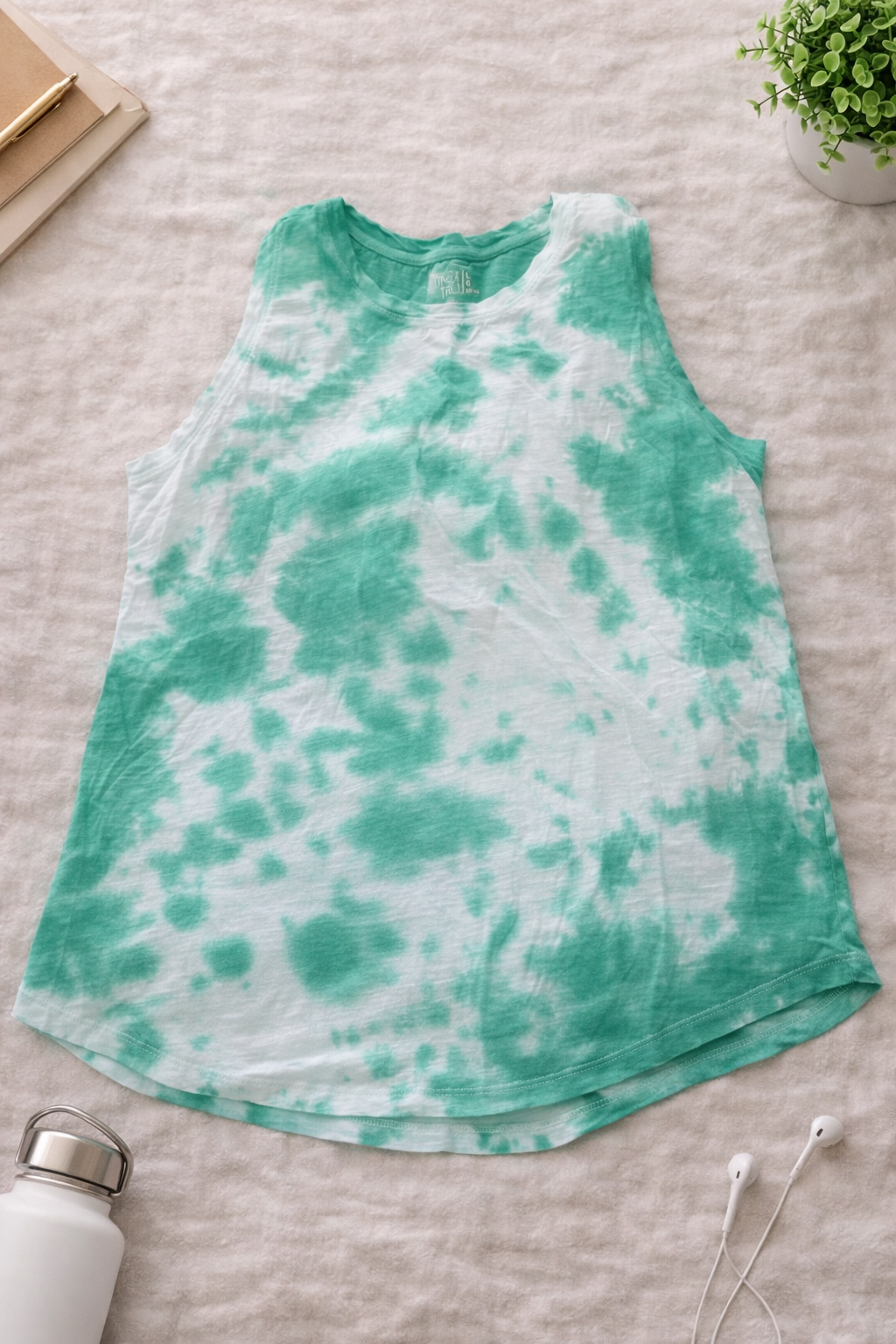 Time and Tru Green Tie-Dye Sleeveless Tank – Size Large