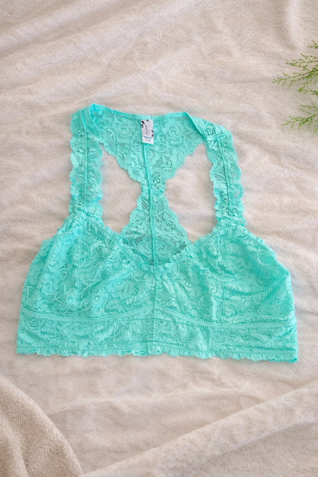 Wishlist Mint Lace Racerback Bralette – Floral Stretch Lace L