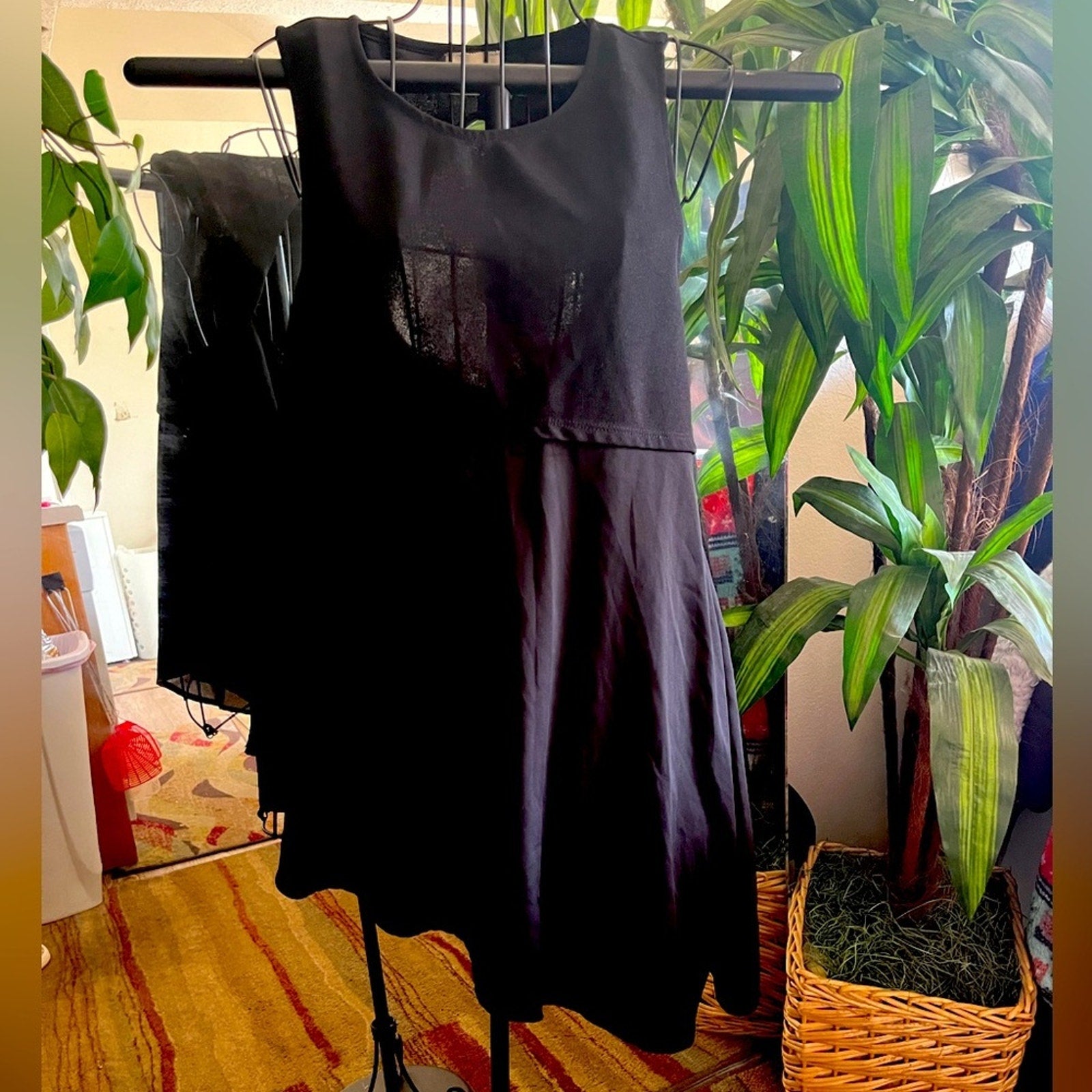 Love J asymmetrical top